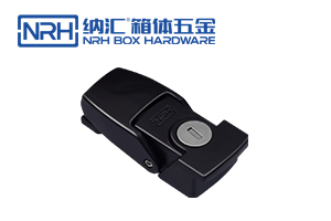 香蕉操逼视频